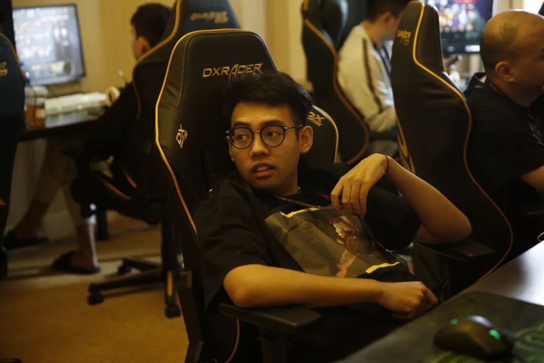 Eternal Fire 、BetBoom、 Vitality 和G2已获得BLAST Bounty Spring 2025的资格