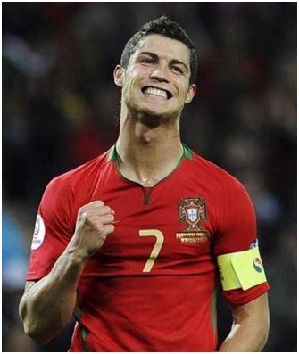 臭名远扬，黄潜球迷在社媒创建“不要帕尔特伊”的标签